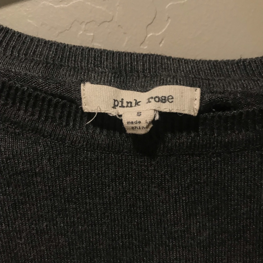 Simple grey sweating